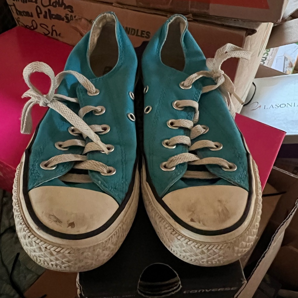 Converse